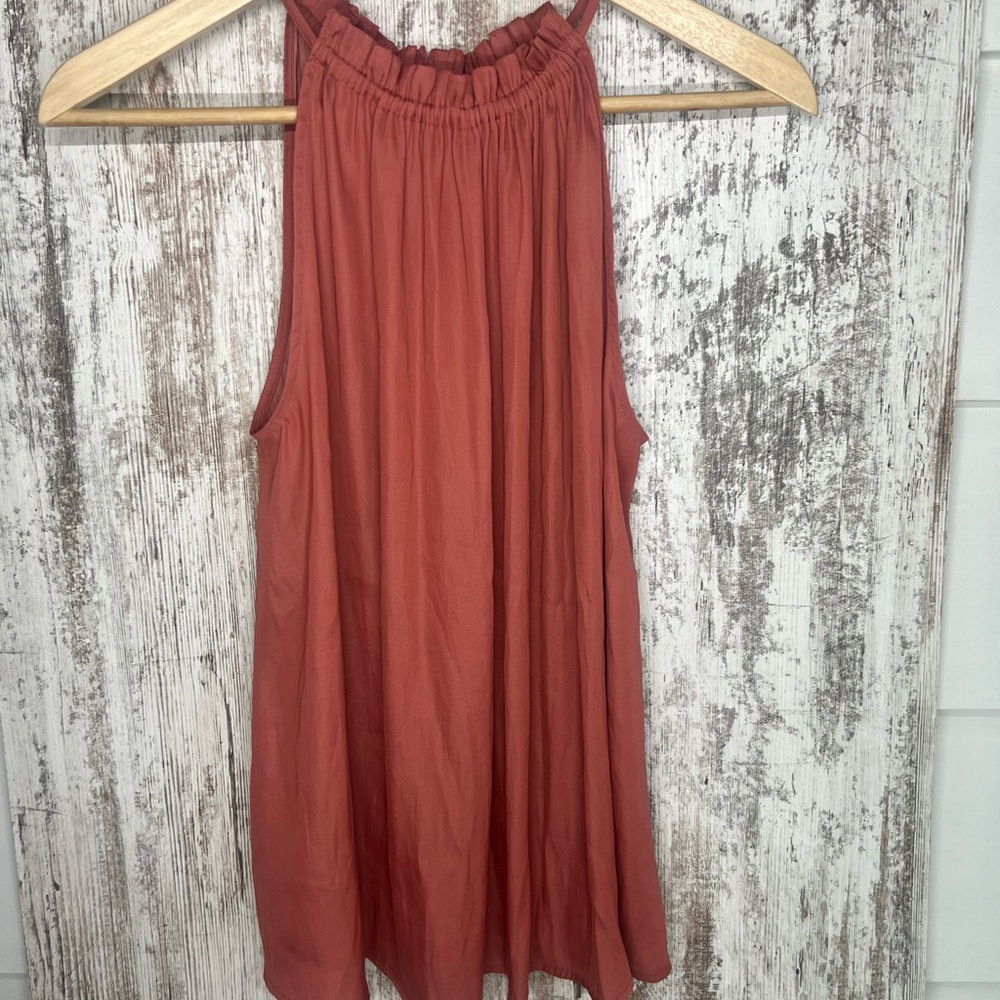 LOFT Rust Pleated Sleeveless Tank Top